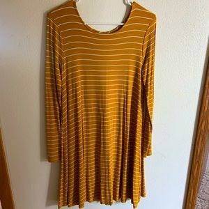 Old Navy yellow stripe swing dress, Size Small